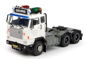 TEK63839 - VOLVO F88 3 Essieux "KIM SAND ANDERSEN"
