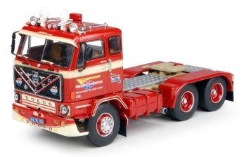 TEK64011 - VOLVO F 89 3 Essieux "JACO VAN T' KRUIS"
