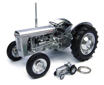 UH4862 - FERGUSON TO 35 Chromé Avec porte clé 60 eme Anniversaire 999 Ex