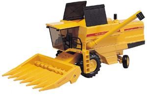 JOA247 - Moissonneuse NEW-HOLLAND TX-34 avec Bec Maîs - 1/43