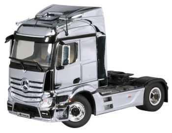 NZG846/01 - MERCEDES Actros FH23 Streamspace 4x2 "CHROME"