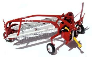 CG32-21 - Râteau Faneur IH International F21-7 - Série Limitée 150 Pièces