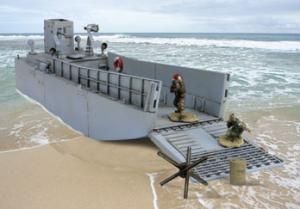 FOV85042 - U.S. LANDING CRAFT LCM3