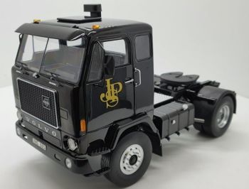 MOD18217 - VOLVO F88 4x2 1977 JOHN PLAYER SPECIAL