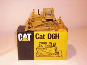 CON2851 - Bulldozer CATERPILLAR D6H