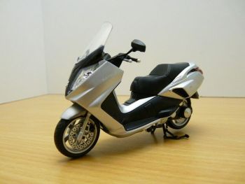 UH1960 - Scooter peugeot Satelis Compressor 125cc Gris