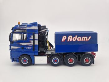 WSI9573 - MAN TGX XXL 8x4 porteur P.ADDAMS