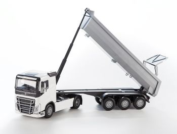 EMEK22352 - VOLVO FH16 4x2 blanc avec benne basculante 3 essieux