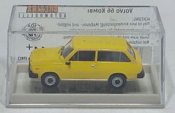 BRE27626 - VOLVO 66 Kombi jaune