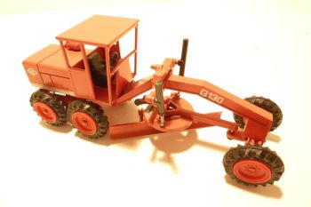 OCNZG232 - Occasion - Niveleuse O&K G130 "Neuf en boîte" - "Boîte abîmée"