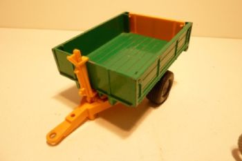 OCBRIDIV05 - Occasion - Remorque Verte 1 essieu (1979) "Sans boîte"-"Quelques éclats de peinture"