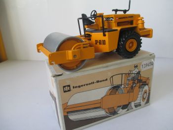 OCNZG157 - Occasion - Rouleau compresseur INGERSOLL-RAND SP-60 DD "Neuf en boîte"-"Boîte abîmée"