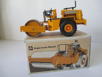 OCNZG157/01 - Occasion - Rouleau compresseur INGERSOLL-RAND SP-60 "Neuf en boîte"-"Boîte abîmée"