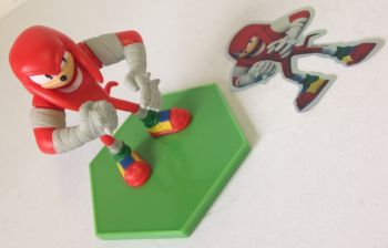 T8902E - Petite figurine de SONIC (avec stickers) - KNUCKLES