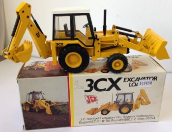 OCNZG277 - Occasion - Tractopelle JCB 3CX Ech:1/35 - "Bon état" -"Boîte abîmée"
