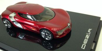 OCNOREVDIV12 - Occasion - RENAULT Dézir Ech:1/43 - "Bon état"