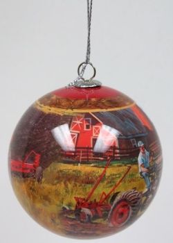 IH12221 - Boule de décoration Mc CORMICK Farmall "Travail du sol"