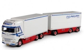 TEK64855 - DAF XF 105 SSC porteur 3 Essieux avec remorque frigorifique 3 Essieux "F.G. PHILIPPI"