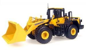 UH8001 - Chargeur sur Pneus KOMATSU WA470