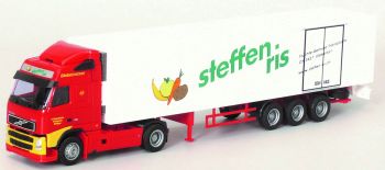 AWM55111 - VOLVO FH12 Globetrotter 4x2 Avec remorque 3 Essieux frigorifique"STEFFEN RIS" Ech:1/87