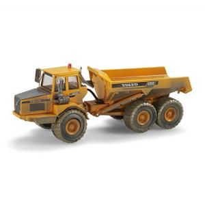 MOT100068 - Tombereau VOLVO A25C en travail