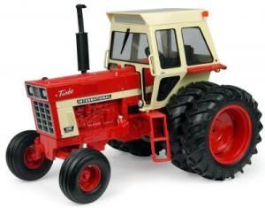 ERT14498 - Tracteur INTERNATONAL 1466 FARMALL Turbo avec Jumelage Arrière - Collector Edition