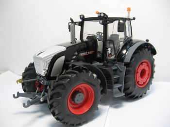 WIK77301-60 - FENDT 936 Vario Black Beauty "Plaque 60 Km/h"