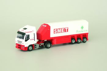 AWM73715 - Iveco Stralis 480 4x2 avec remorque verre "SMET/Pilkington"