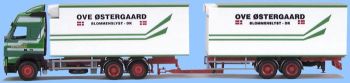 AWM5881.01 - Volvo 420 FH12 Globetrotter 6x4 porteur avec remorque 2 essieux "Ove Östergaard"