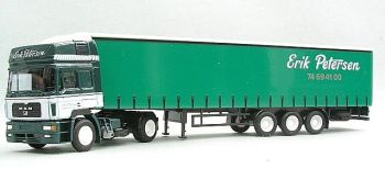 AWM71182 - MAN F 2000 Evolution 4x2 avec Remorque Bâchée 3 Essieux  "Erik Petersen" 1/87