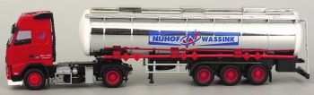 AWM71930 - VOLVO FH12 Globetrotter 4x2 Avec Remorque Citerne 3 Essieux "NIJHOF WASSINK" Ech:1/87