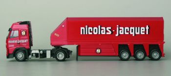 AWM71982 - VOLVO FH Globetrotter 4x2 Avec Remorque tranport de verre "Nicolas Jacquet" 1/87