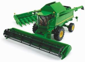 BRI42436 - Moissonneuse Batteuse JOHN DEERE S690 I
