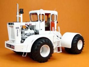 UH2714 - BIG BUD - HN 320 Ech:1/16