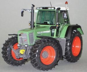 WEI824 - Tracteur FENDT Favorit 824