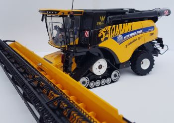 CW03 - NEW HOLLAND CR 10.90 Tiger " Vorführtour 2017" - Série Artisanale de 8pcs