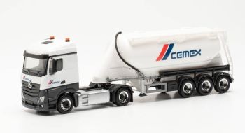 HER315975 - MERCEDES ACTROS STREAMSPACE 4x2 avec remorque citerne 3 essieux CEMEX