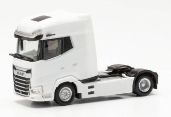 HER316033 - DAF XG plus 4x2 blanc