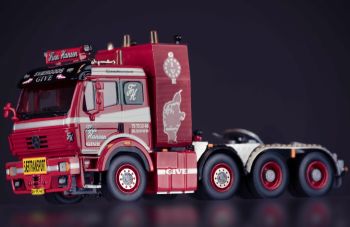 MERCEDES SK 8x4 Finn Hansen
