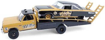 GREEN33260-A - DODGE Ram D350 1985 avec DODGE Coronet 1965 marron- HOTTON SPEED SHOP de la série H.D TRUCKS sous blister