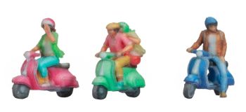 NOC35835 - Les conducteurs de scooters 3D