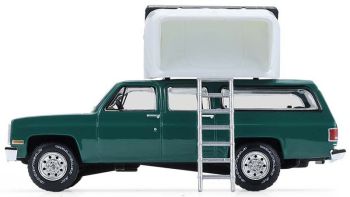 GREEN38080-E - CHEVROLET Suburban 1990 vert avec tente de toit de la série THE GREAT OUTDOORS sous blister