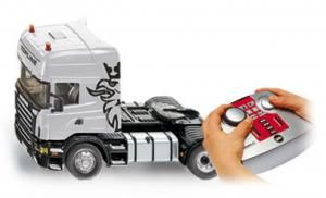 SIK6724 - SCANIA Radiocommandé AVEC la télécommande