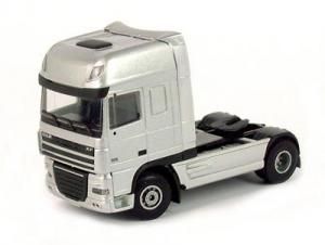 LIT1276 - DAF XF105 SSC 4x2 Silver