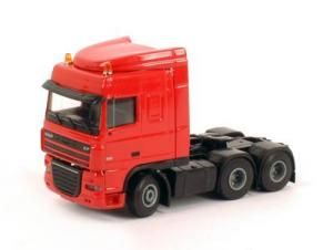 LIT1579 - DAF XF105 SC 6x4 Rouge