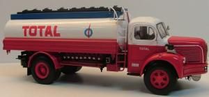 MAQ4312 - BERLIET GLR 8 R Citerne TOTAL