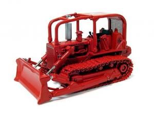FIGE800313 - Bull INTERNATIONAL TD15 Forestier Rouge