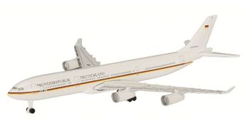 SCH3551666 - AIRBUS A340-300 BRD K.Adenauer