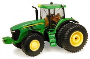 ERT45055 - JOHN DEERE 7820 Jumelé Arrière