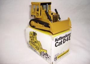 NZG205 - Bull CAT D4E